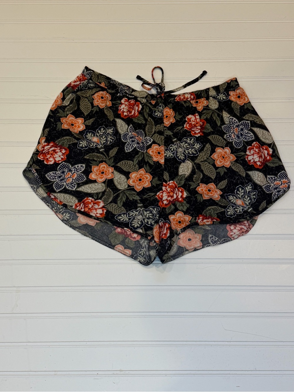 Abercrombie & Fitch Tropical Floral Flowy Shorts - Green and Orange - Size Small